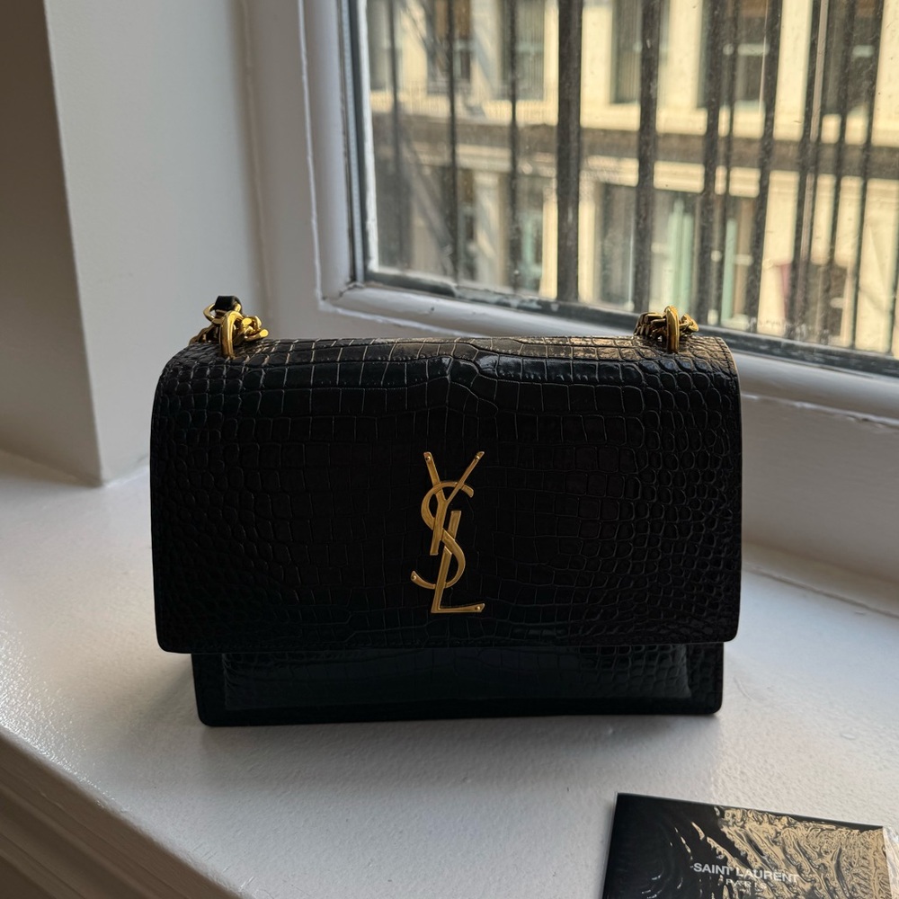 Yves Saint Laurent Black Leather Shoulder Bag